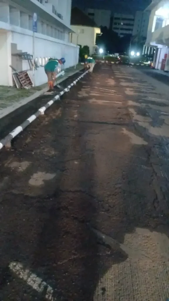 Pengaspalan Kawasan Industri Duren Sawit